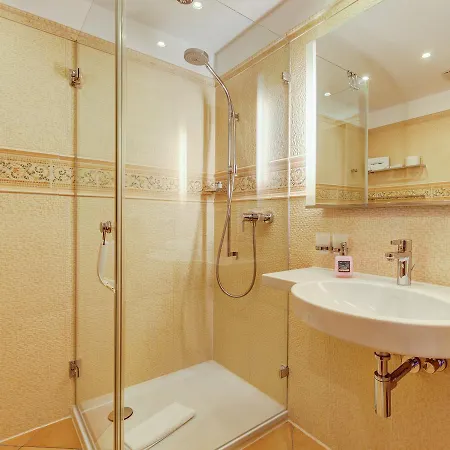 Отель Ostsee-hotel 4*